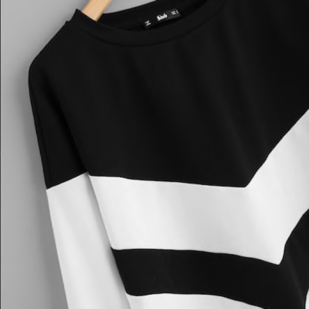 Black and White Chevron Top - Picture 4 of 6